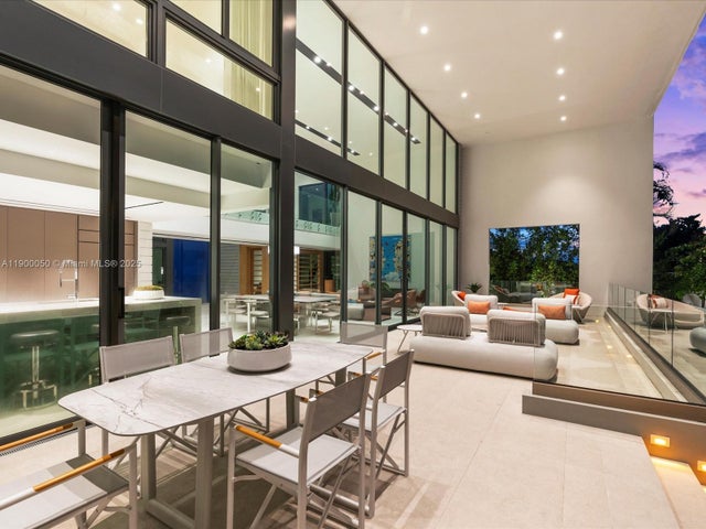 5 of 71 - 1501 Ne 103rd St, Miami Shores, FL