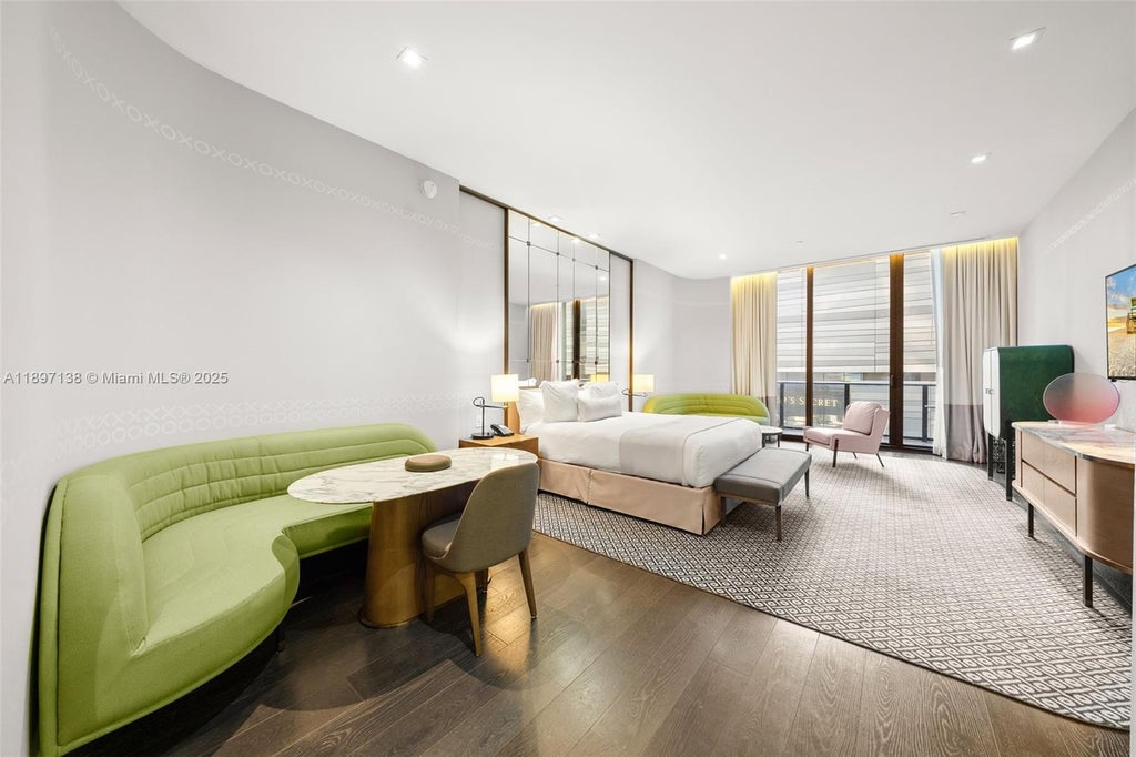 801 S Miami Ave 402, Miami