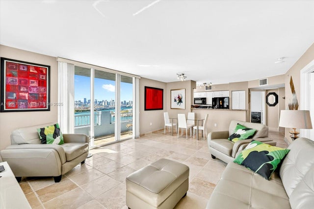 3 of 20 - 90 Alton Rd 2002, Miami Beach, FL