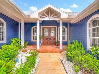 Photo of Listing #A11901787