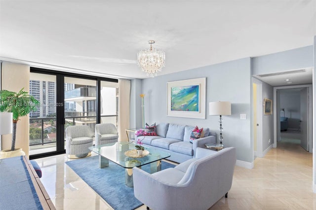 4 of 41 - 19667 Turnberry Way 8-l, Aventura, FL