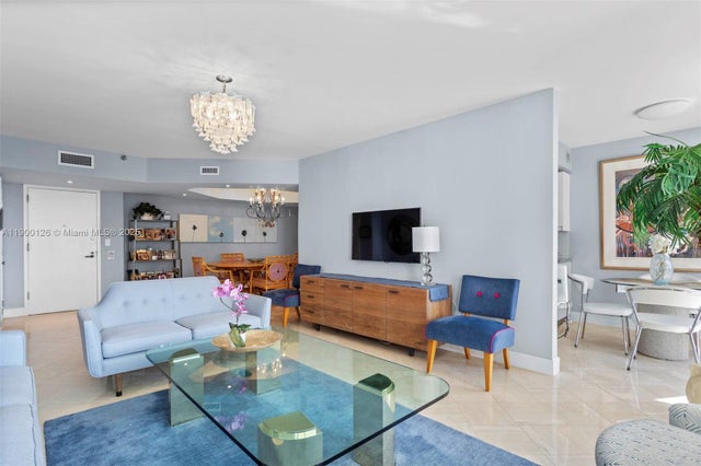 5 of 41 - 19667 Turnberry Way 8-l, Aventura, FL