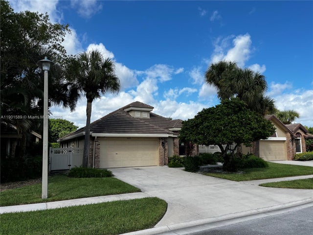 2 of 30 - 8079 Popash Ct, Boynton Beach, FL