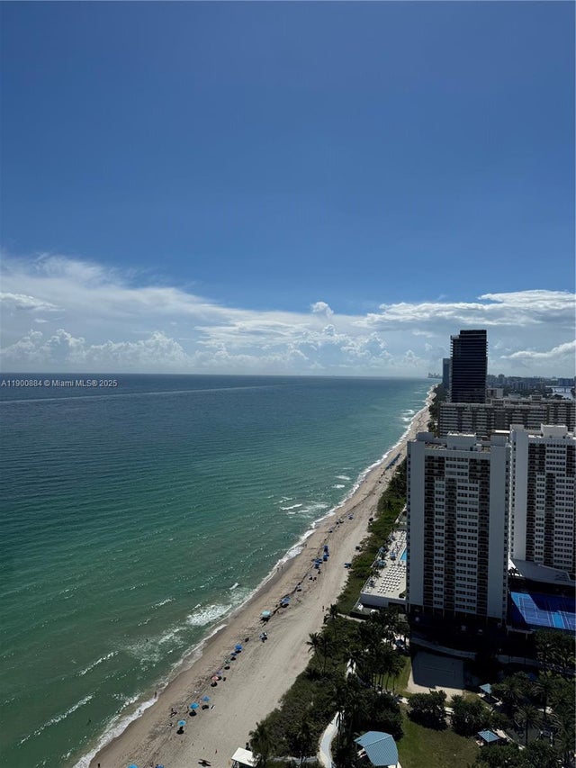 4 of 32 - 1830 S Ocean Dr 3303, Hallandale Beach, FL