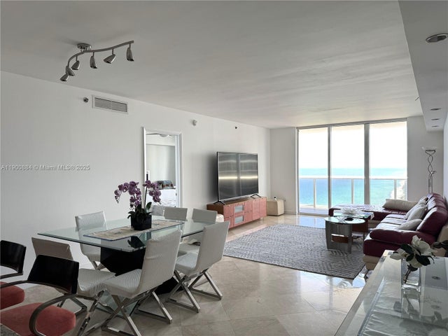 5 of 32 - 1830 S Ocean Dr 3303, Hallandale Beach, FL