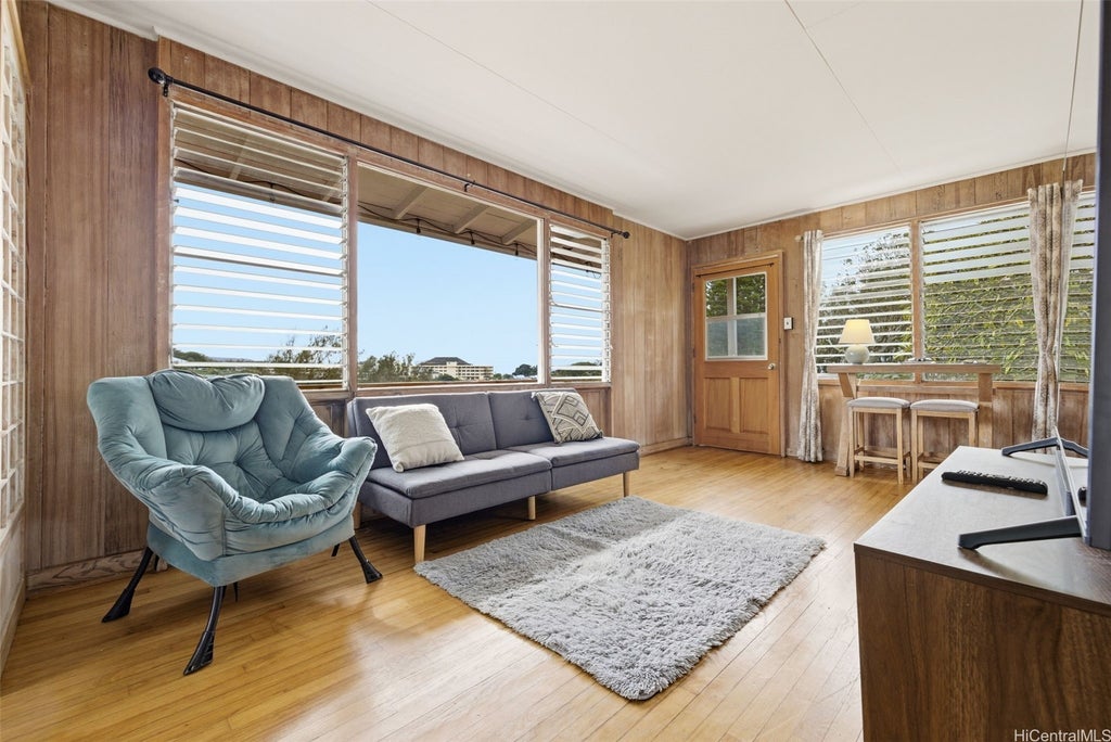 (unit #3) 99-139 B Napuanani Road, Aiea