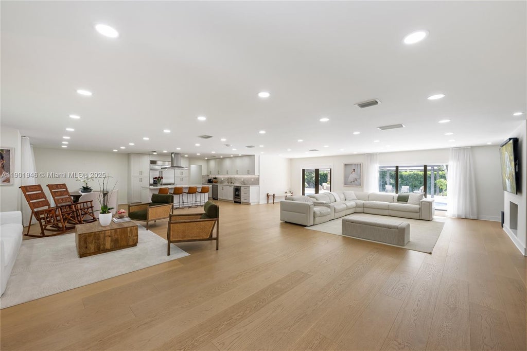 15110 N Saxon Cir, Southwest Ranches