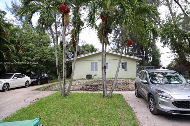 1 of 26 - 11735 Nw 22nd Ct, Miami, FL