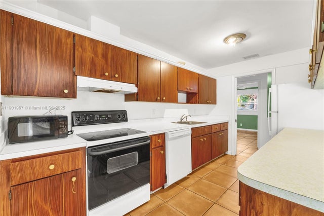 3 of 34 - 3382 Se Hawthorne St, Stuart, FL