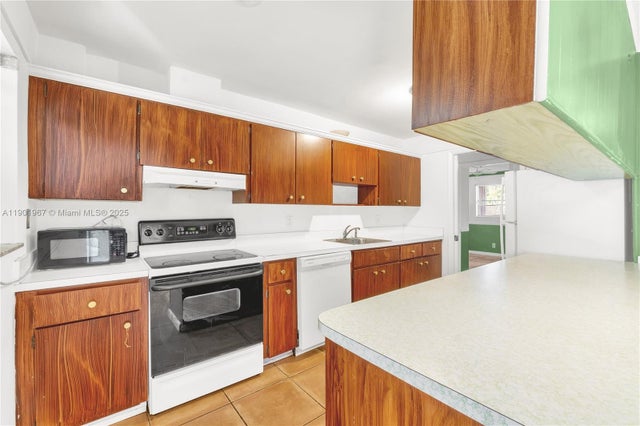 4 of 34 - 3382 Se Hawthorne St, Stuart, FL