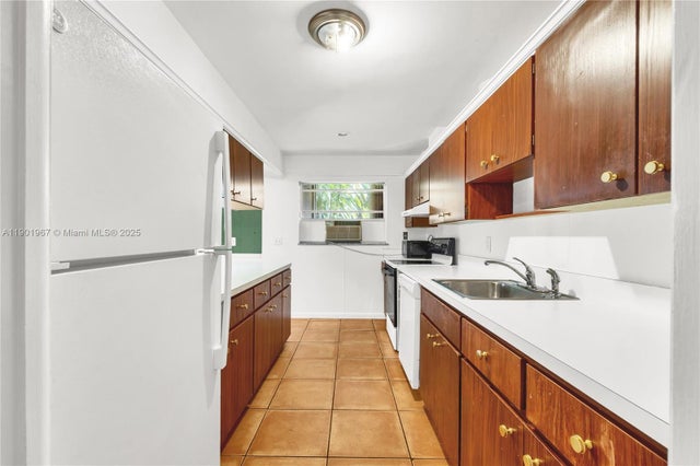 5 of 34 - 3382 Se Hawthorne St, Stuart, FL