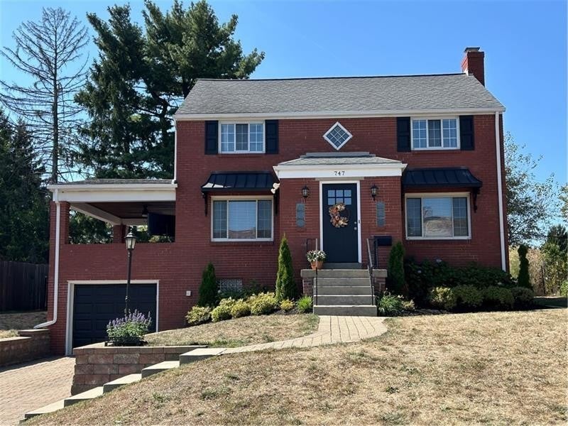 747 Madison Circle, Ross