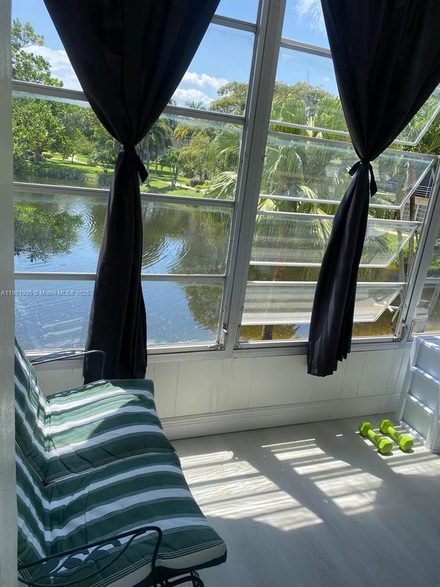 4 of 13 - 3431 Nw 50th Ave 207, Lauderdale Lakes, FL