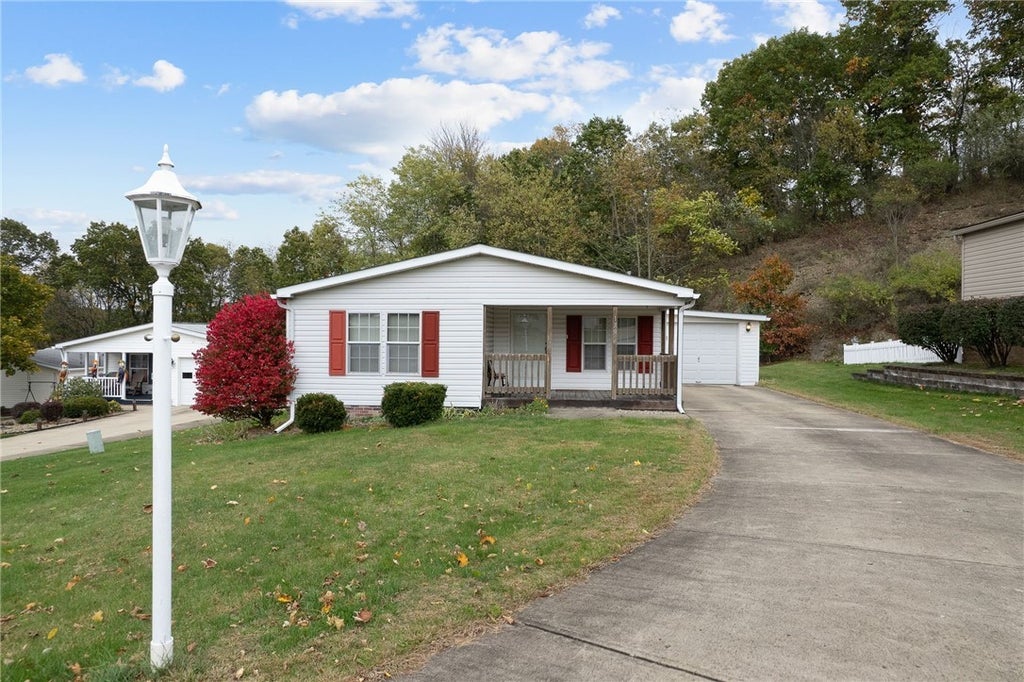 179 Rock Lake Drive, Jackson