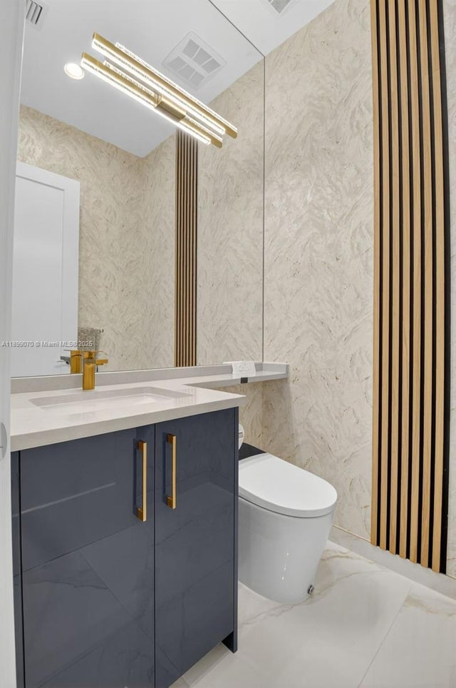 5 of 73 - 8317 Essex Country Club Dr, Boca Raton, FL