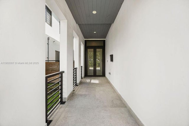 4 of 78 - 308 Ne 14th Ave, Fort Lauderdale, FL