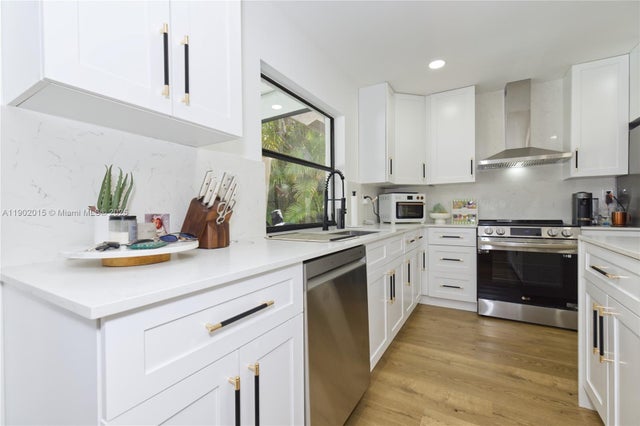 3 of 37 - 10395 Nw 42nd Dr, Coral Springs, FL