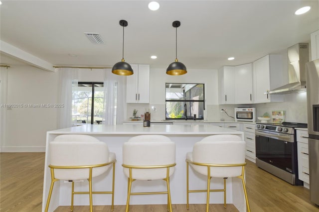 5 of 37 - 10395 Nw 42nd Dr, Coral Springs, FL