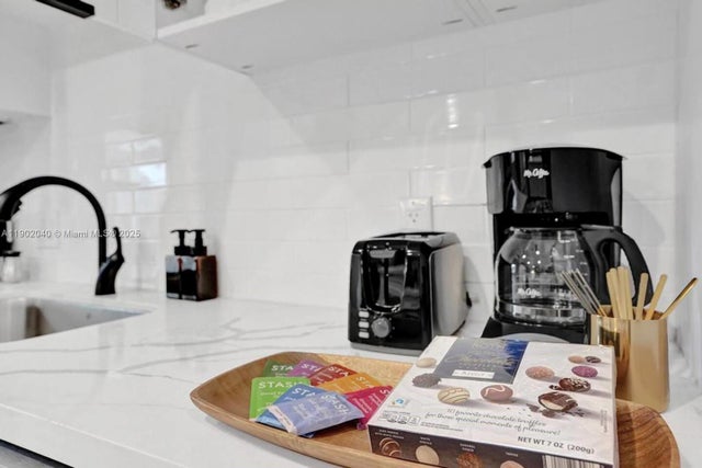 5 of 29 - 1573 Ne 30th Ct, Pompano Beach, FL