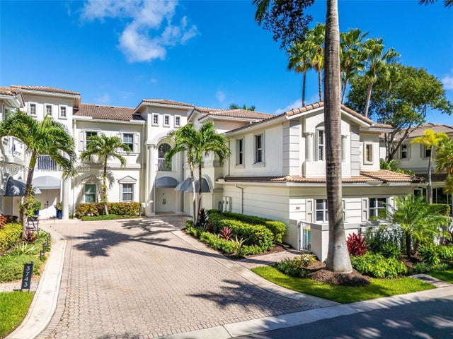 3 of 72 - 3745 Ne 214th St 37, Aventura, FL