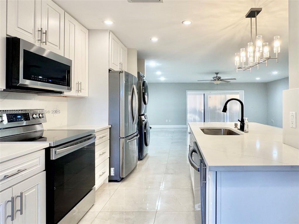 21643 Cypress Rd 14d, Boca Raton