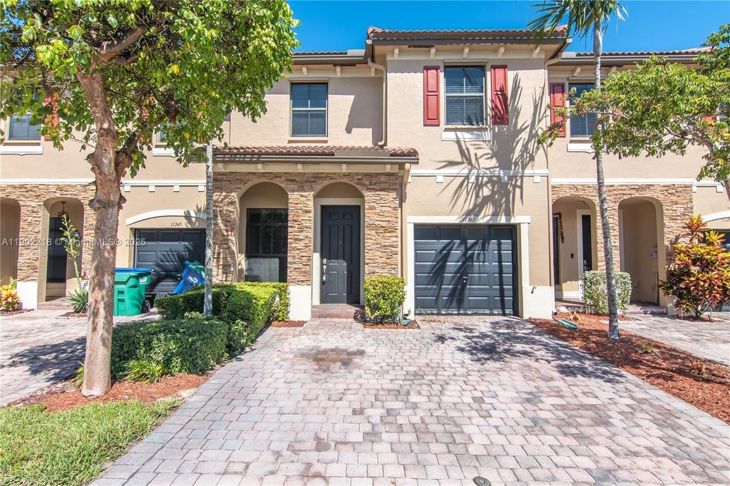 11341 Sw 233rd St, Homestead