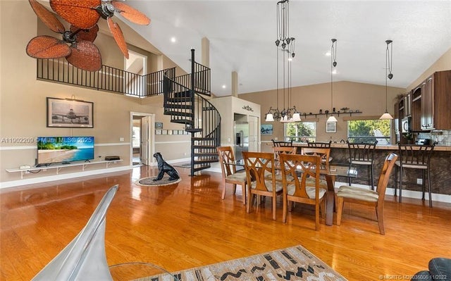 4 of 8 - 12350 Cessna Ter, Port St Lucie, FL