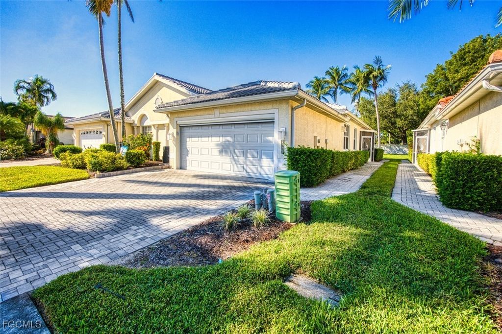 13616 Gulf Breeze St, FORT MYERS