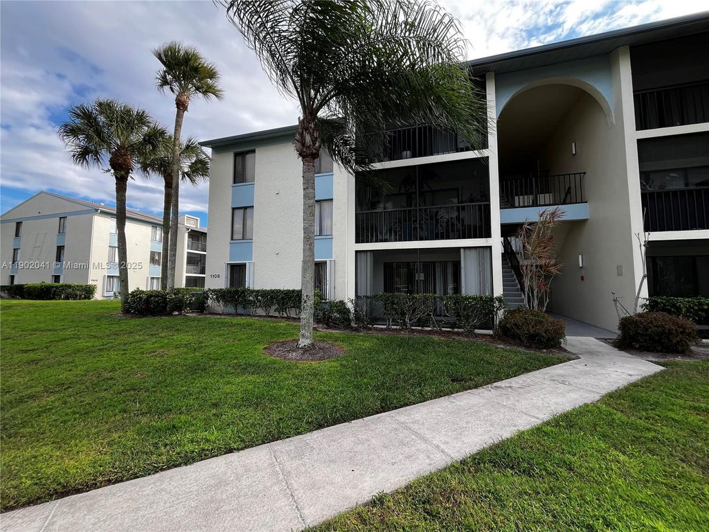 1108 Green Pine Blvd A1, West Palm Beach