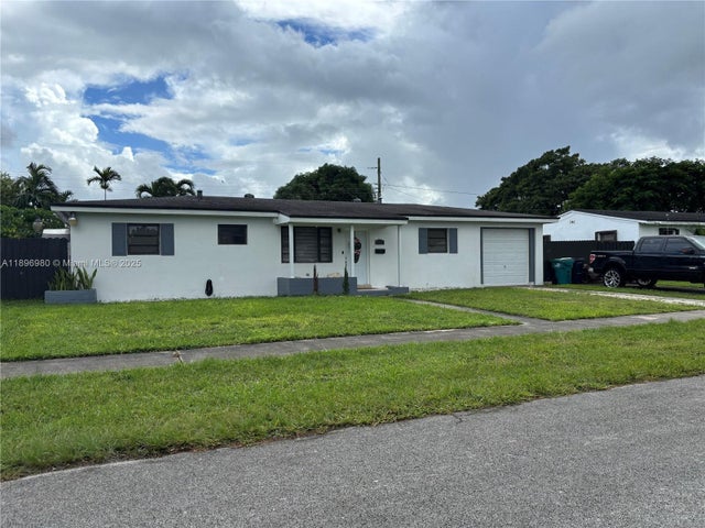 8750 Sw 42nd Ter, Miami