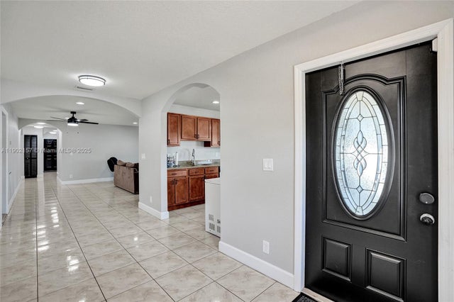 2 of 15 - 1607 S N St, Lake Worth, FL