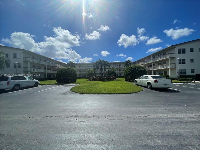 5 of 18 - 303 Preston H 303, Boca Raton, FL