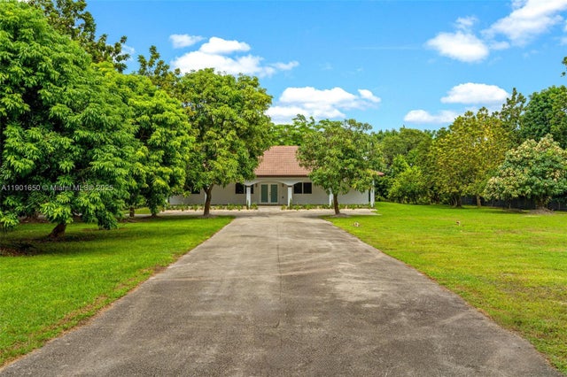 3 of 53 - 21991 Sw 252nd St, Homestead, FL