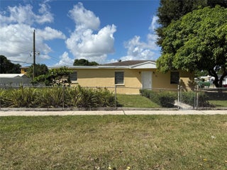 Photo of Listing #A11901876