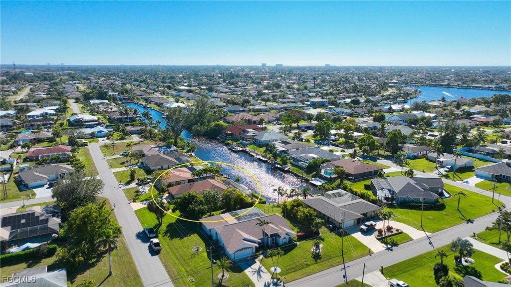 3208 Se 5th Ave, CAPE CORAL