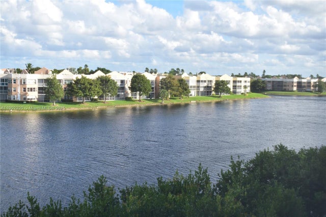 4 of 16 - 7486 Trent Dr 408, Tamarac, FL