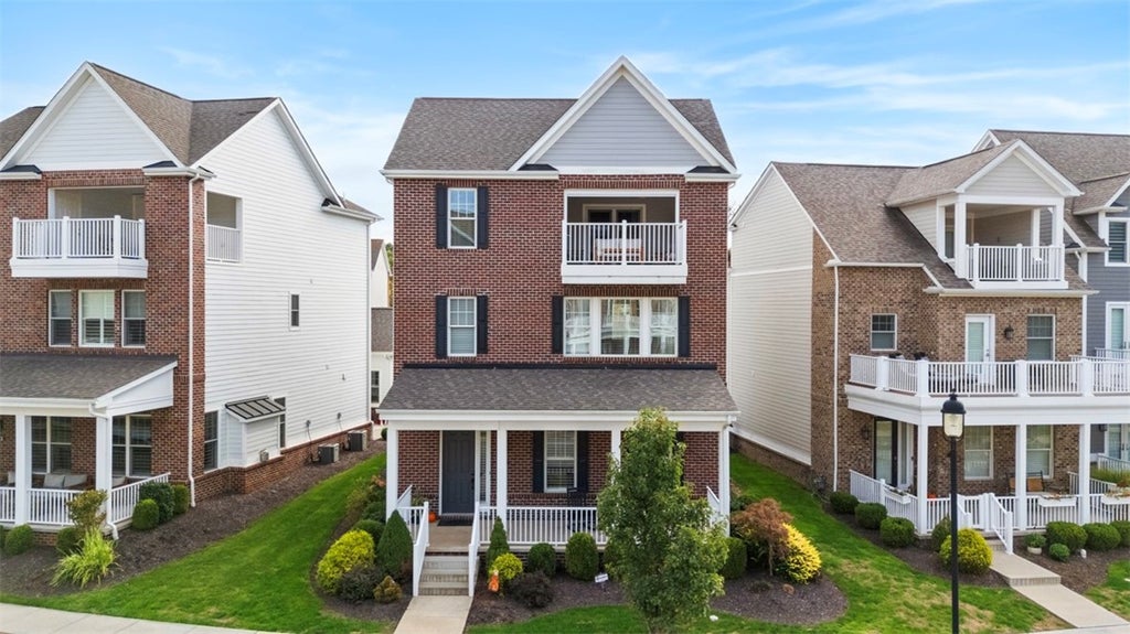 10 Allegheny Avenue, Oakmont