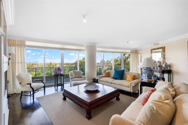 2 of 29 - 19955 Ne 38th Ct 705, Aventura, FL