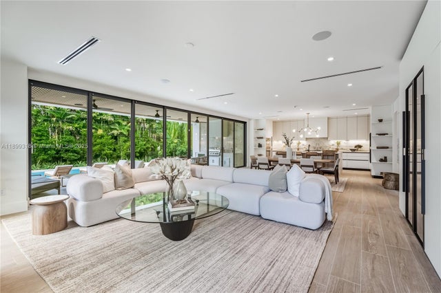 4 of 55 - 6781 Sw 75th Ter, South Miami, FL