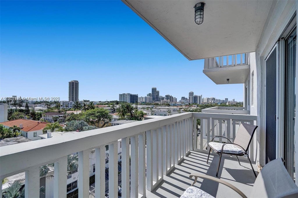 7620 Carlyle Ave 703, Miami Beach