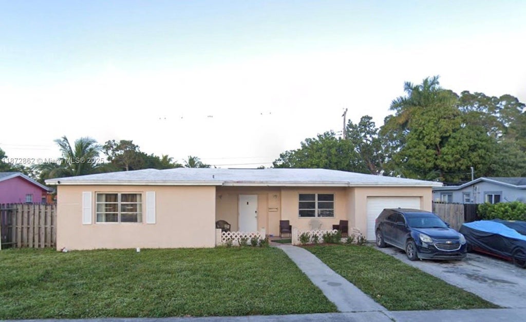 4361 Nw 35th Ter, Lauderdale Lakes