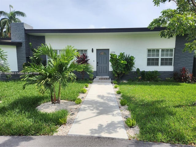 1 of 52 - 13751 Ne 1st Ave, Miami, FL
