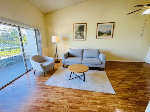 5 of 30 - 3453 Nw 44th St 201, Oakland Park, FL