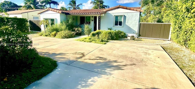 2 of 42 - 5935 Sw 42nd St, Miami, FL