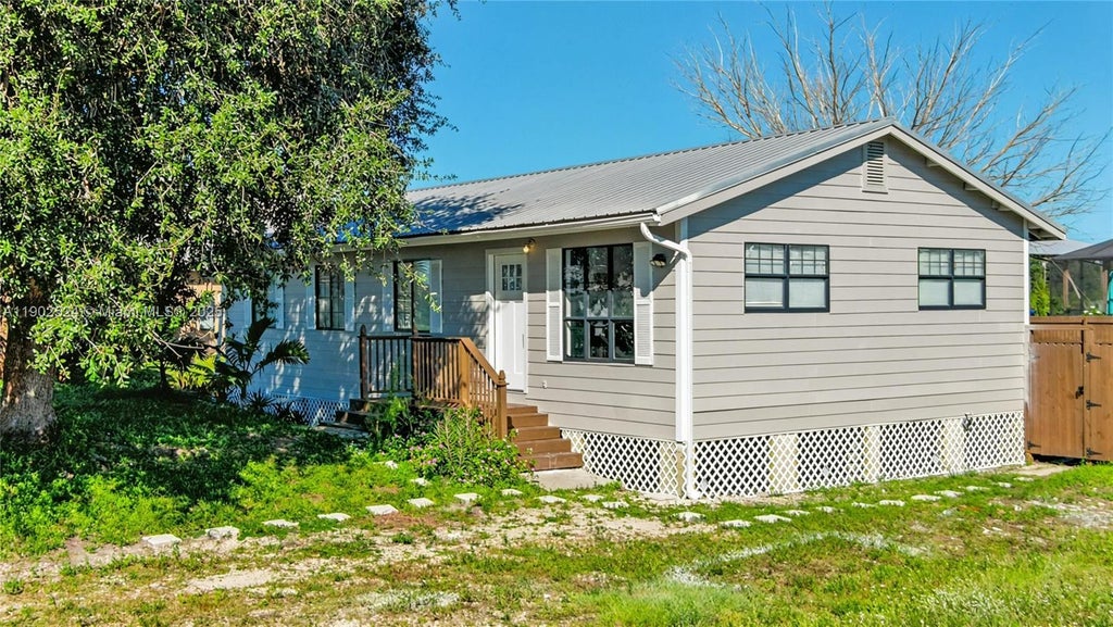 3216 22nd St Sw, Lehigh Acres