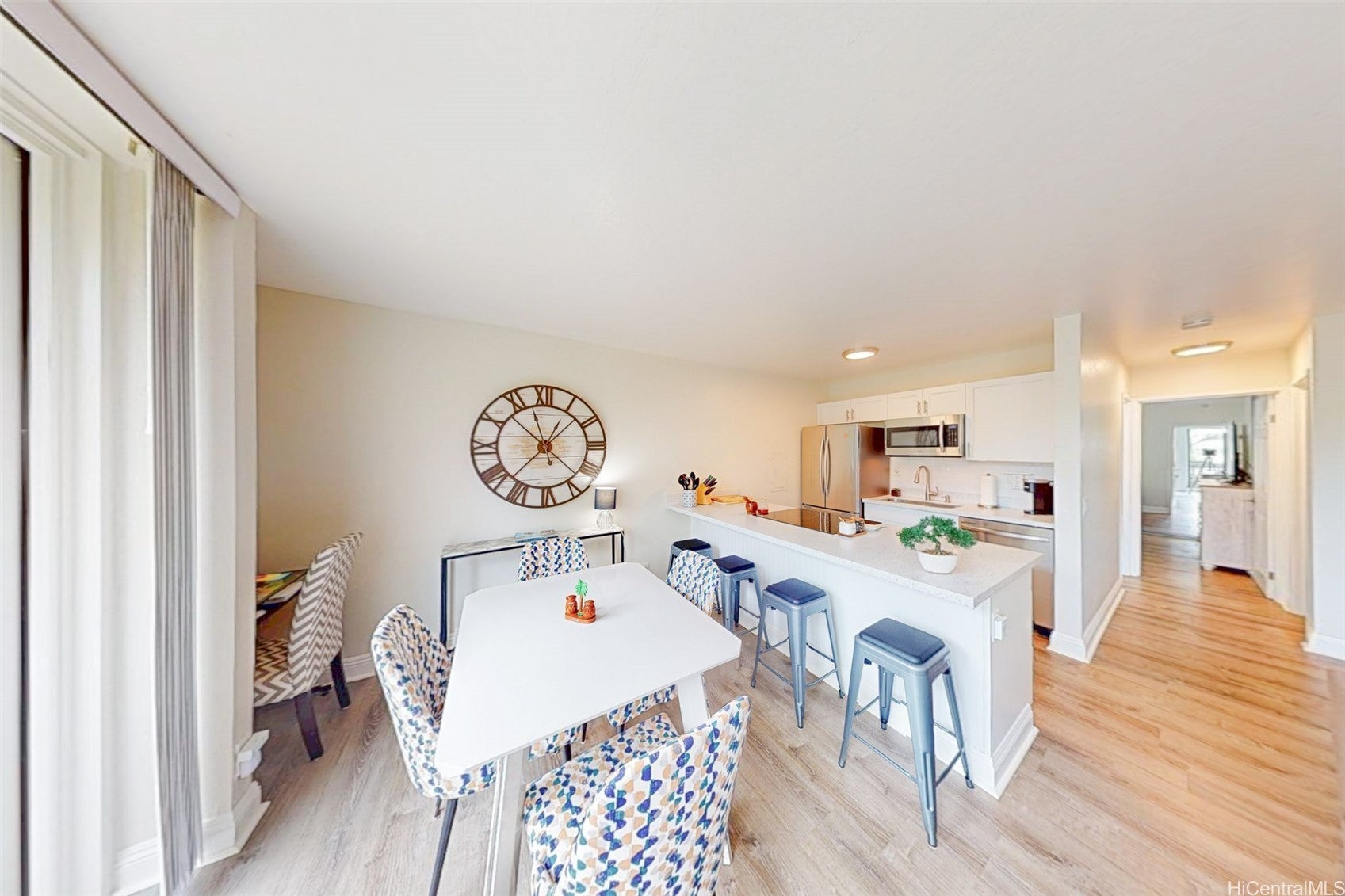 Photo of Listing #202524280