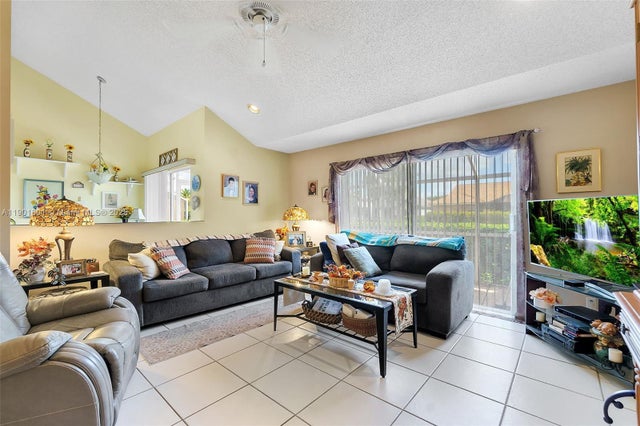 5 of 41 - 7336 Nw 61st Ter, Parkland, FL