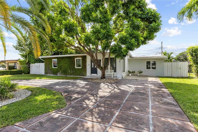 1 of 12 - 5344 Sw 90th Ct, Miami, FL