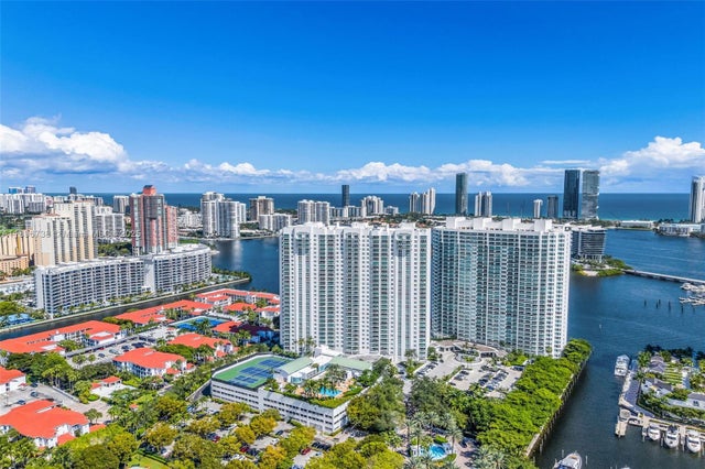 5 of 56 - 3201 Ne 183rd St 1806, Aventura, FL