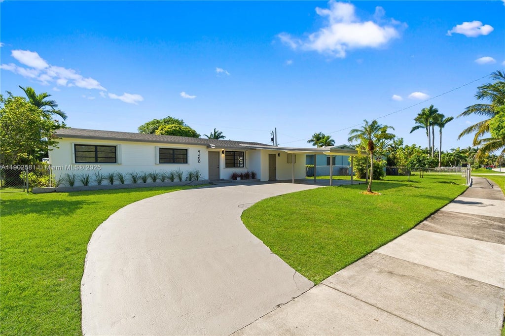 9600 Cutler Ridge Dr, Cutler Bay